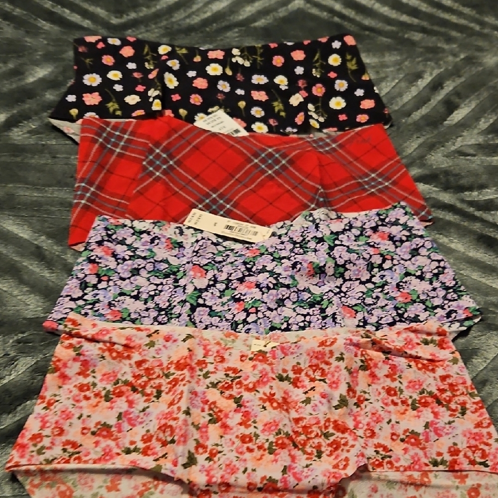 Victoria's Secret & Pink Cheekie Panties